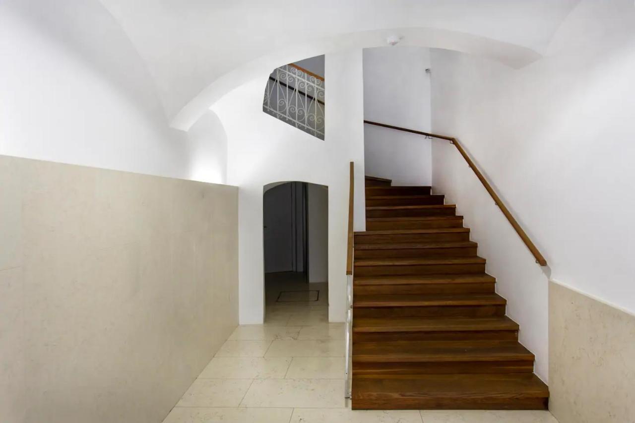 Address Deluxe Downtown Apartman Ljubljana Kültér fotó