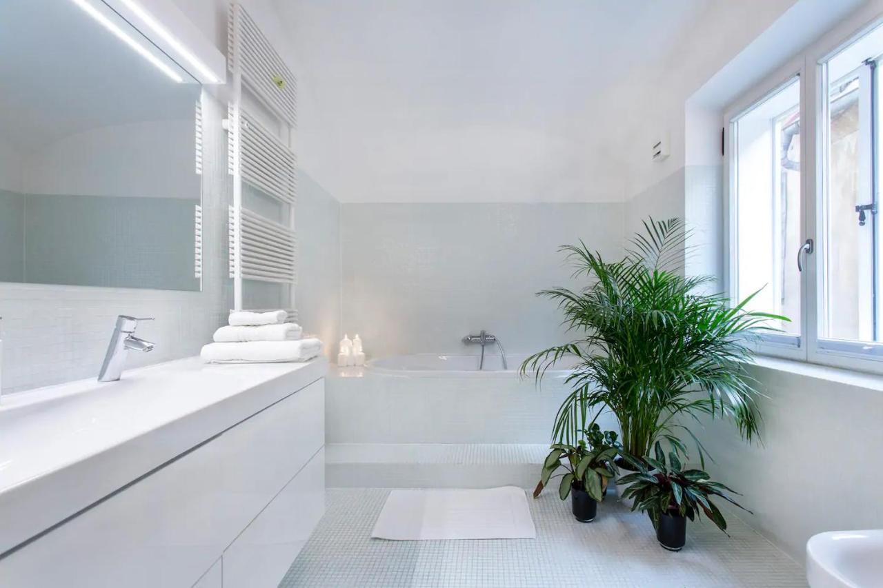 Address Deluxe Downtown Apartman Ljubljana Kültér fotó
